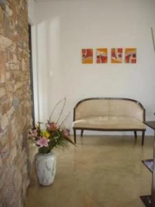 The Elegant - 10