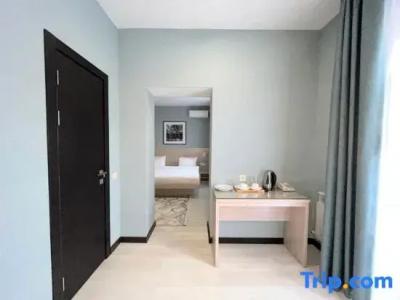 Resident Delux - 46