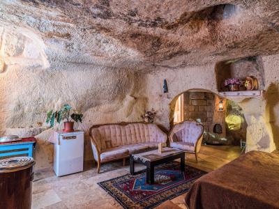 Atilla's Cave - 44