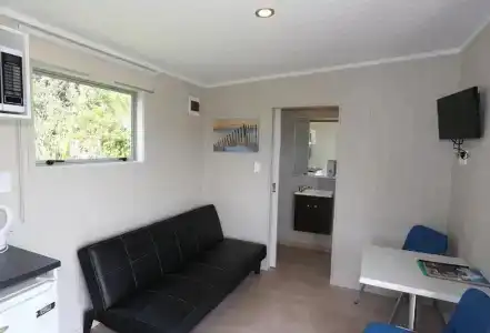 Fitzroy Beach Holiday Park - 97
