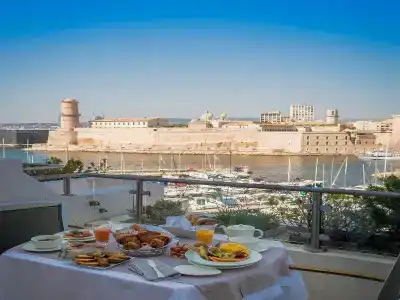 Sofitel Marseille Vieux-Port - 48