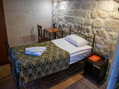 Caravanserai Cave - 43