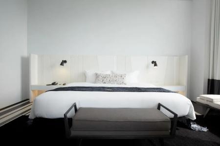 Veranda Pool Suite - 113