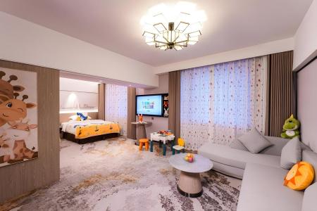Landmark Canton - 40
