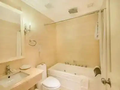 a&Em 280 Le Thanh Ton & Spa - 40