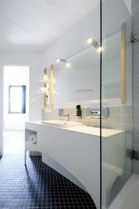 Hôtel Belvue - 98