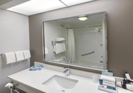 Four Points by Sheraton/Pineville - 8