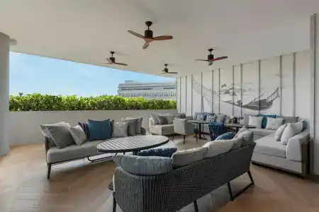 Courtyard By Marriott Phuket Town - Sha Extra Plus - 42