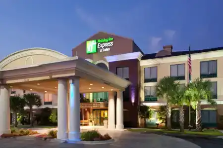 Holiday Inn Express & Suites i-95 & i-20 Civic Ctr, An Ihg - 28