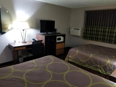 Super 8 by Wyndham - 13