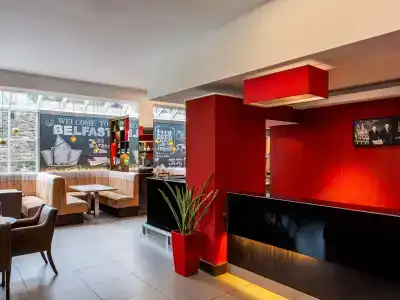 ibis Belfast Queens Quarter - 18