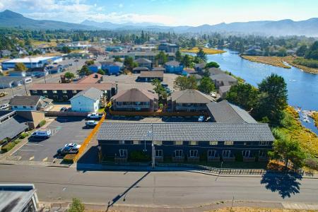 Coast River Inn By Oyo - 27