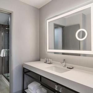 Houston Marriott North - 29
