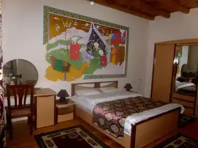 Hovli Poyon - 34