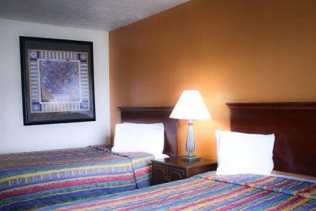 Delta Inn - 4