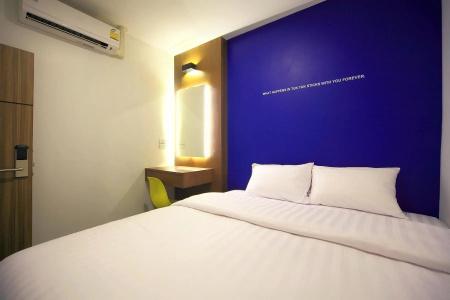 Tuk Tuk Hostel - 57