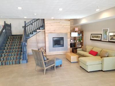 Country Inn & Suites by Radisson, Indianapolis South, IN - 9