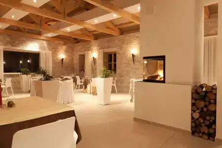 Velanera & Restaurant - 28
