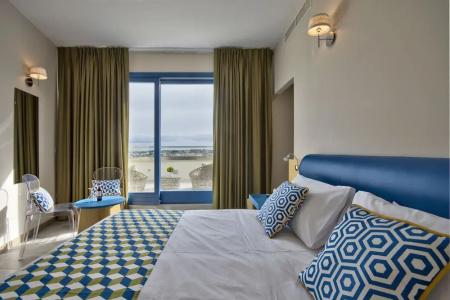 The British Suites - 40
