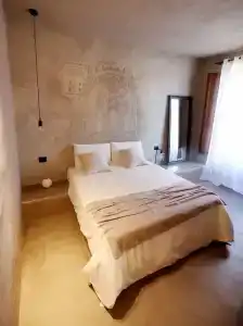 Casa Nostra Luxury Suites - 27