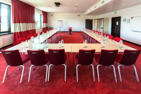Airport Basel - Convenient & Friendly - 16