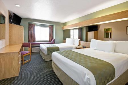 Microtel Inn & Suites by Wyndham West - 6