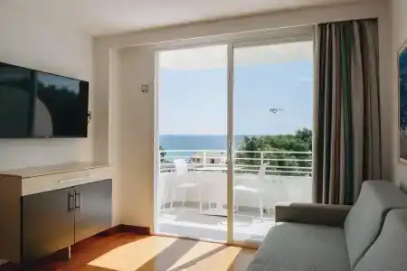 Ivory Playa Sports & Spa - 65