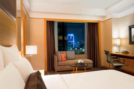 Renaissance Riverside Saigon - 74
