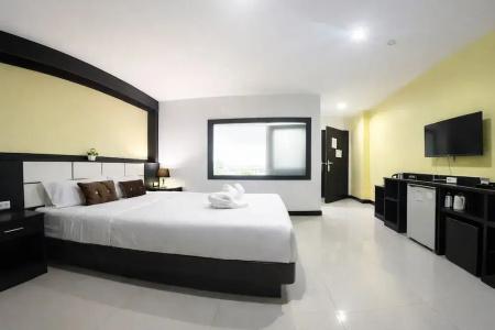 Star Patong - 69