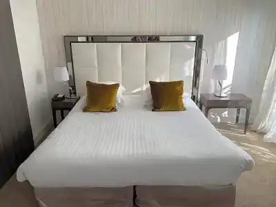 Hôtel Le Canberra - 98