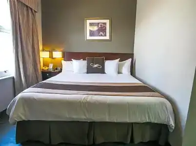 Pointe Plaza - 63