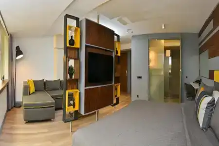 Spil Suites - 1