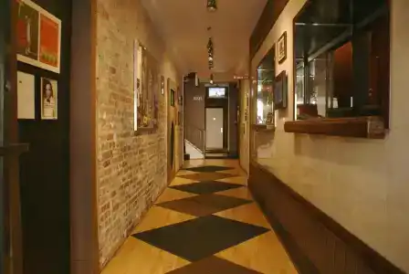 Off Soho Suites - 11