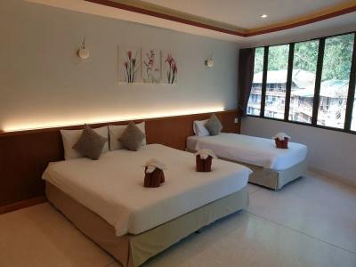 OYO 853 The Grand Koh Chang - 1