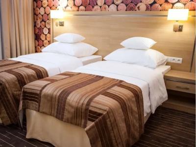 Grape Town -, Spa, Sport, Bowling, Squash, Restaurant - 35