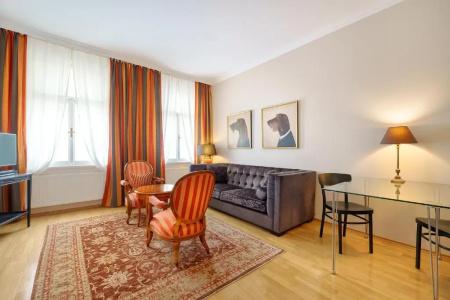 Hunger Wall Residence - 3