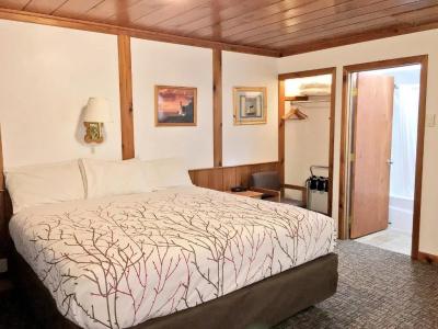 Park and Cabins - 83