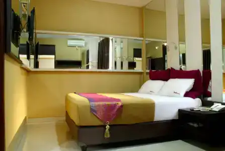 Latief Inn - 1
