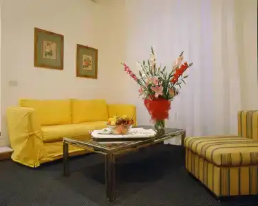 La Maison Royale - 2