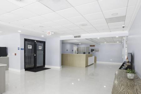 Onyx Miami Airport - 14
