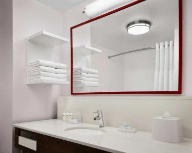 Hampton Inn & Suites Charlotte Steele Creek Road, Nc - 31