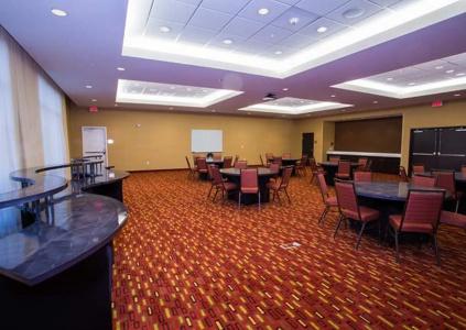 Courtyard by Marriott Downtown/University Area - 17