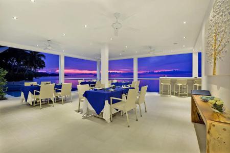 La Perle Luxury Boutique - 19