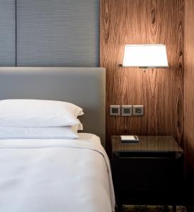 Hyatt Regency Bangkok Sukhumvit - 11