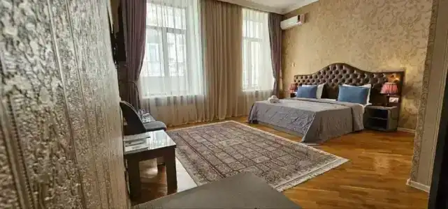 Mirror - 35