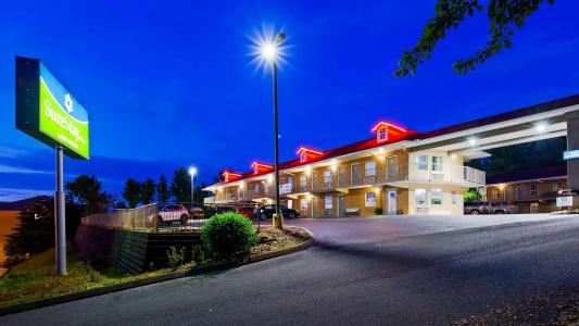 Apple Valley Inn - 0
