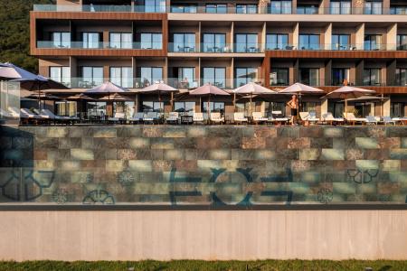 Royal Blue & Residences - 21