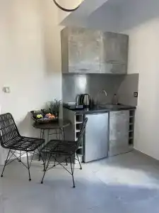 Zoumis Studios - 152