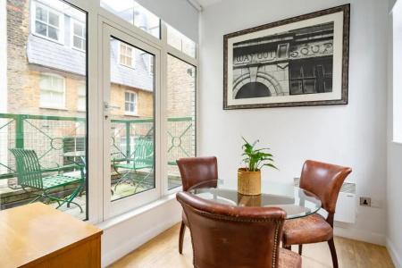196 Bishopsgate - 61