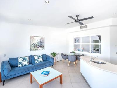 Saltwater Luxury - 104